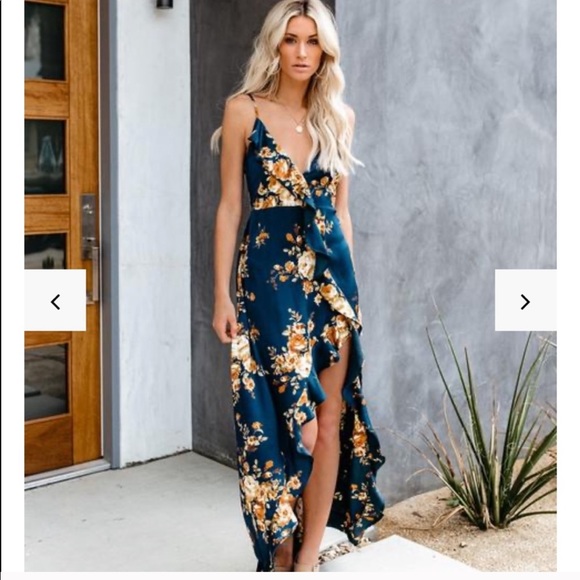 Dress Forum Dresses & Skirts - Dress forum maxi slit dress